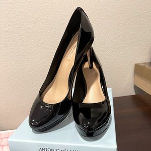 🔥🔥 Black Pumps (Brand New)